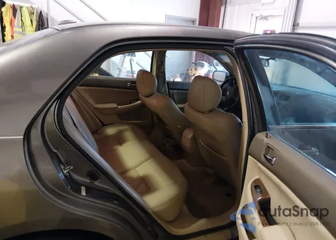 2006 Honda Accord 3.0 Ex z USA, uszkodzony, nr VIN 1HGCM66536A052170